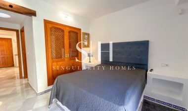 Resale - Apartment / flat - Torrevieja - Playa de los Locos