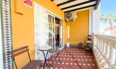 Resale - Apartment / flat - Torrevieja - Playa de los Locos