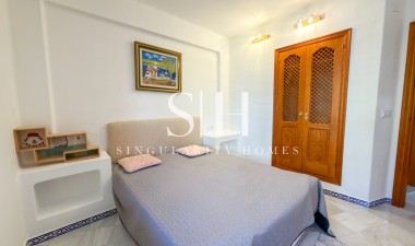 Resale - Apartment / flat - Torrevieja - Playa de los Locos