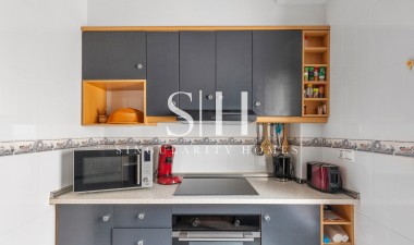 Återförsäljning - Lägenhet / lägenhet - Orihuela Costa - Los Altos