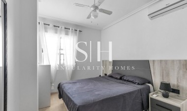 Återförsäljning - Lägenhet / lägenhet - Orihuela Costa - Los Altos