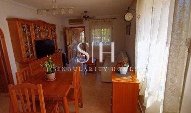 Återförsäljning - Bungalow - Orihuela Costa - Los Almendros-la Florida