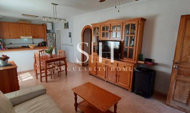 Återförsäljning - Bungalow - Orihuela Costa - Los Almendros-la Florida
