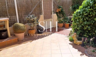 Återförsäljning - Bungalow - Orihuela Costa - Los Almendros-la Florida
