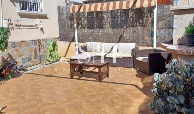 Återförsäljning - Bungalow - Orihuela Costa - Los Almendros-la Florida