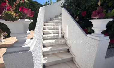 Wiederverkauf - Villa - Torrevieja - Los balcones