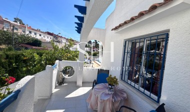 Wiederverkauf - Villa - Torrevieja - Los balcones