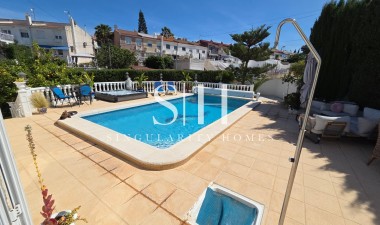Wiederverkauf - Villa - Torrevieja - Los balcones