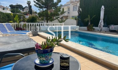 Wiederverkauf - Villa - Torrevieja - Los balcones