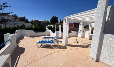 Wiederverkauf - Villa - Torrevieja - Los balcones
