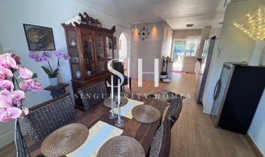 Wiederverkauf - Villa - Torrevieja - Los balcones