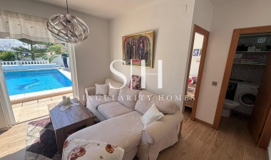 Wiederverkauf - Villa - Torrevieja - Los balcones