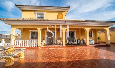 Odsprzedaż - Villa - Torrevieja - Costa Blanca