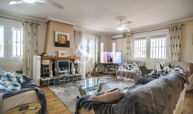 Odsprzedaż - Villa - Torrevieja - Costa Blanca