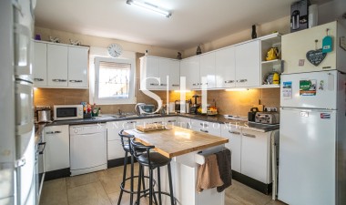 Odsprzedaż - Villa - Torrevieja - Costa Blanca