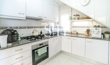 Odsprzedaż - Villa - San Fulgencio - Costa Blanca