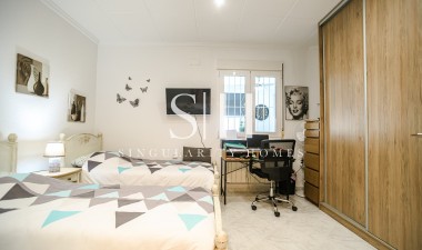 Odsprzedaż - Villa - La marina - Costa Blanca