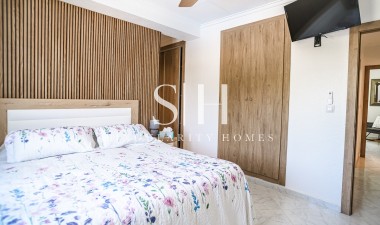 Odsprzedaż - Villa - La marina - Costa Blanca