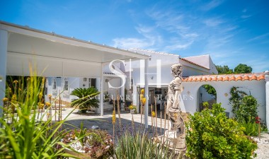 Odsprzedaż - Villa - La marina - Costa Blanca
