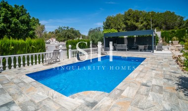 Odsprzedaż - Villa - La marina - Costa Blanca