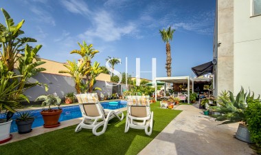 Odsprzedaż - Villa - Torrevieja - Costa Blanca