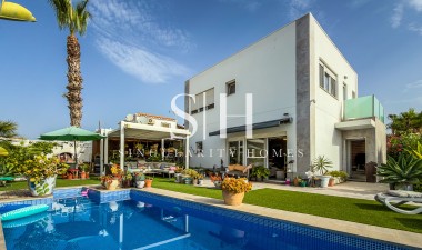 Odsprzedaż - Villa - Torrevieja - Costa Blanca