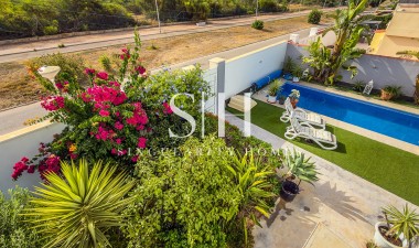 Odsprzedaż - Villa - Torrevieja - Costa Blanca