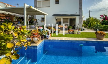 Odsprzedaż - Villa - Torrevieja - Costa Blanca