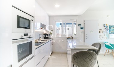 Återförsäljning - Villa - Pilar de la Horadada - Costa Blanca