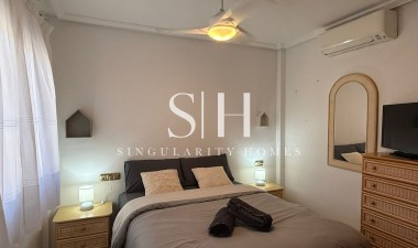 Odsprzedaż - Villa - Orihuela Costa - Costa Blanca