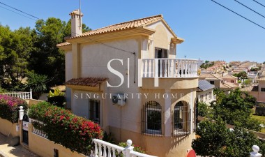 Odsprzedaż - Villa - Orihuela Costa - Costa Blanca