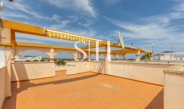 Odsprzedaż - Mieszkanie w bloku - Orihuela Costa - Villamartin