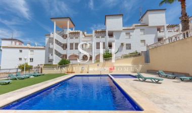 Odsprzedaż - Mieszkanie w bloku - Orihuela Costa - Villamartin