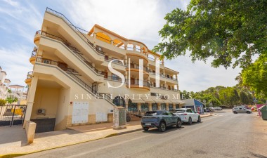 Odsprzedaż - Mieszkanie w bloku - Orihuela Costa - Villamartin