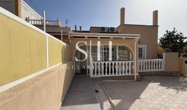 Odsprzedaż - Dom - Torrevieja - Miramar - Torre Del Moro