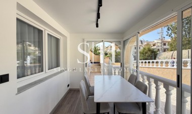 Odsprzedaż - Dom - Torrevieja - Miramar - Torre Del Moro