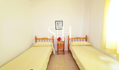 Återförsäljning - Bungalow - Torrevieja - El Acequión - Los Náufragos