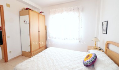 Återförsäljning - Bungalow - Torrevieja - El Acequión - Los Náufragos