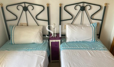 Odsprzedaż - Mieszkanie w bloku - Orihuela Costa - Altos de Campoamor