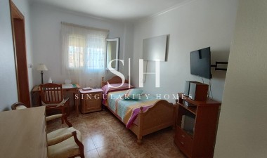 Wiederverkauf - Wohnung - Torrevieja - Paseo Maritimo