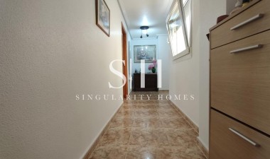 Wiederverkauf - Wohnung - Torrevieja - Paseo Maritimo
