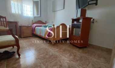 Wiederverkauf - Wohnung - Torrevieja - Paseo Maritimo