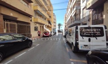 Wiederverkauf - Wohnung - Torrevieja - Paseo Maritimo