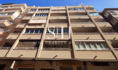 Wiederverkauf - Wohnung - Torrevieja - Paseo Maritimo