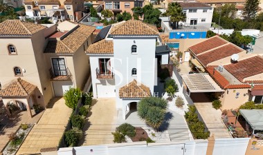 Odsprzedaż - Villa - Torrevieja - Costa Blanca