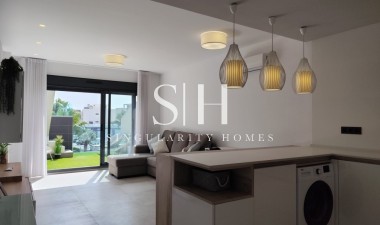 Resale - Apartment / flat - El Raso