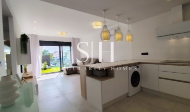 Resale - Apartment / flat - El Raso