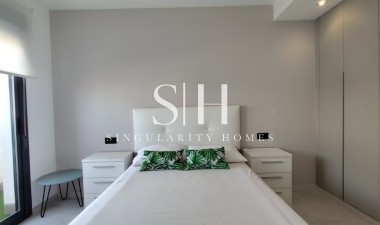 Resale - Apartment / flat - El Raso