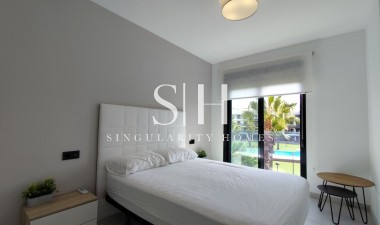 Resale - Apartment / flat - El Raso