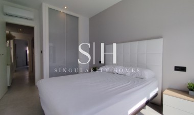 Resale - Apartment / flat - El Raso